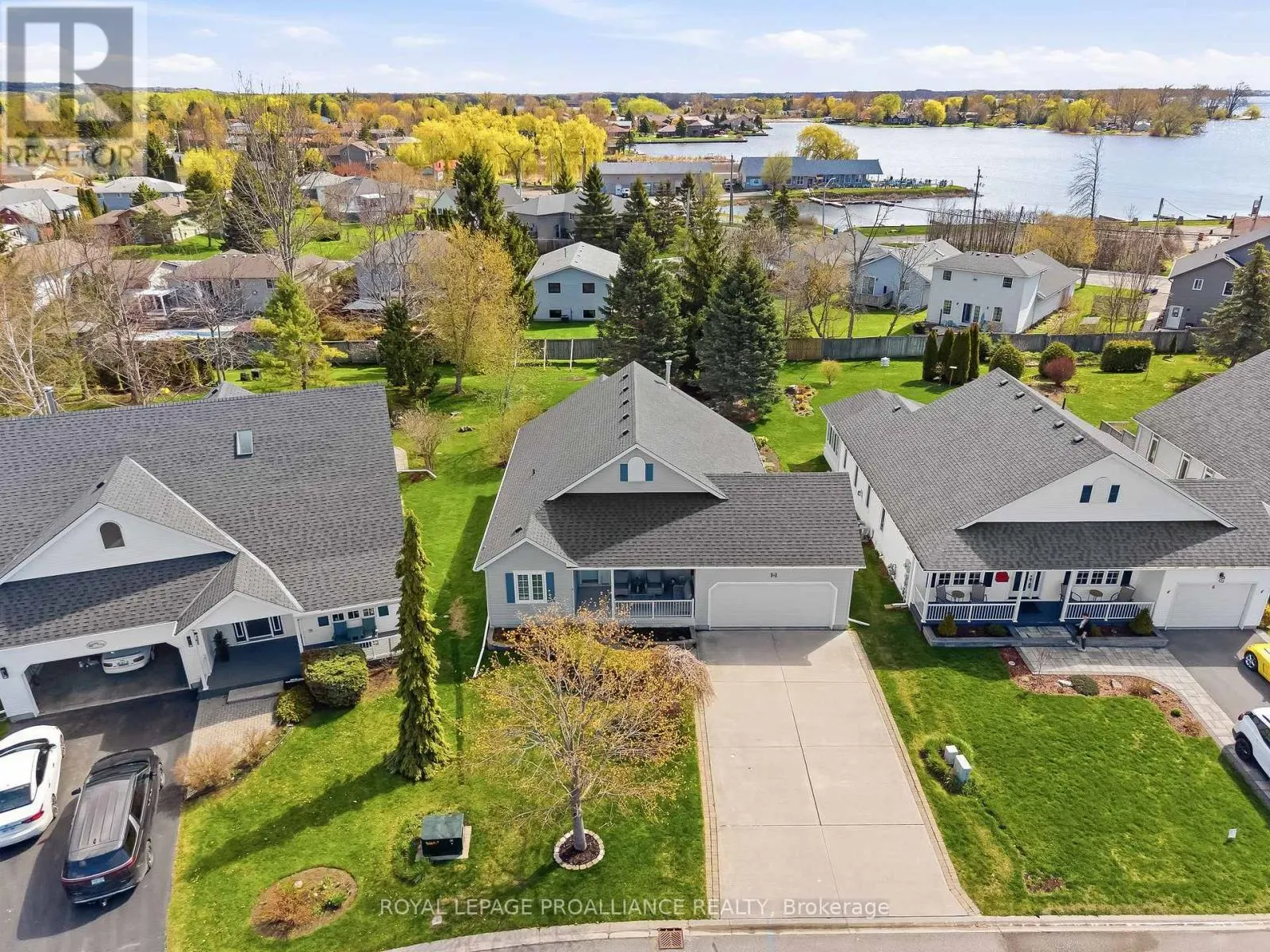 8 SANDPIPER WAY
