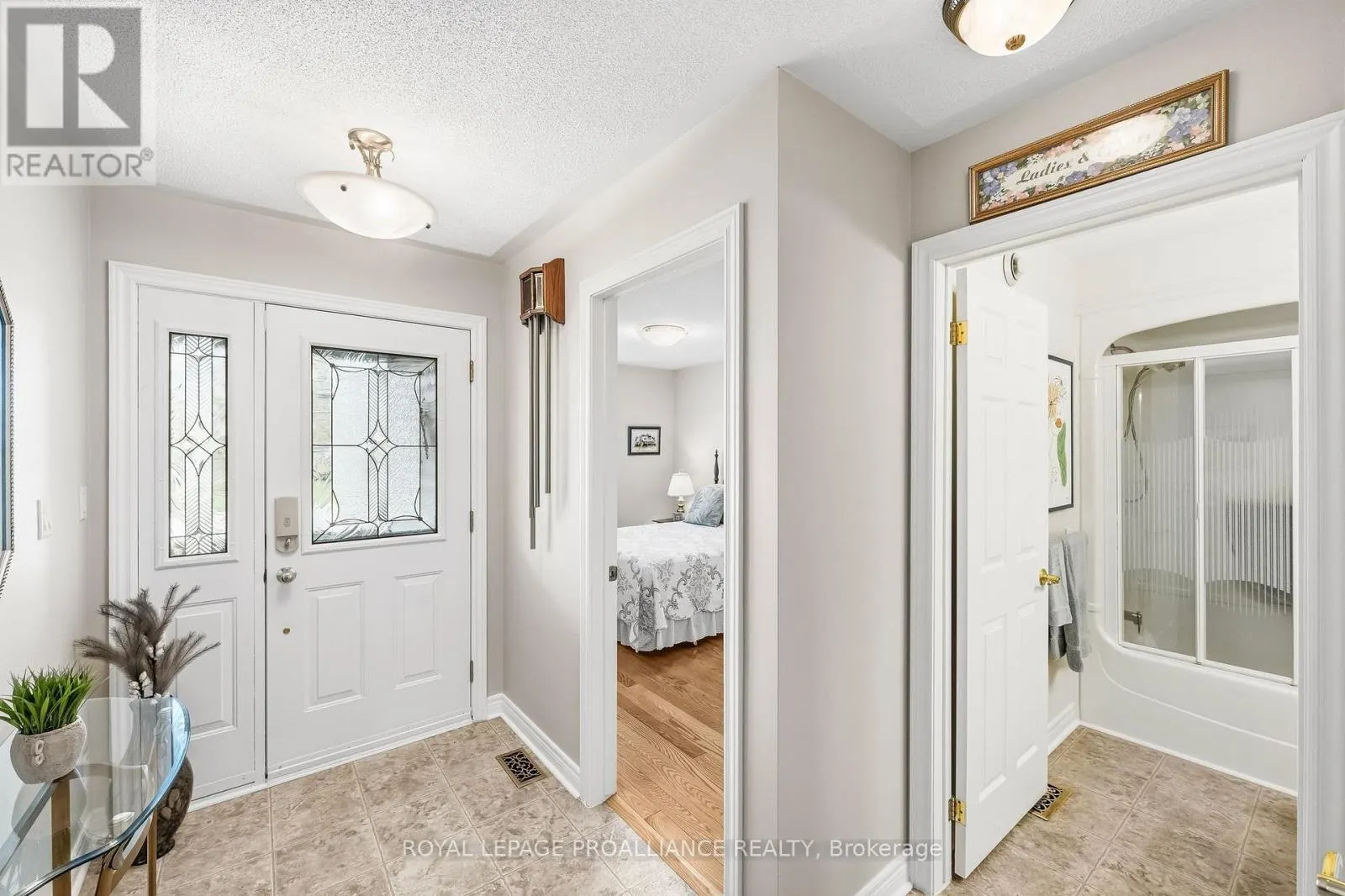 8 SANDPIPER WAY