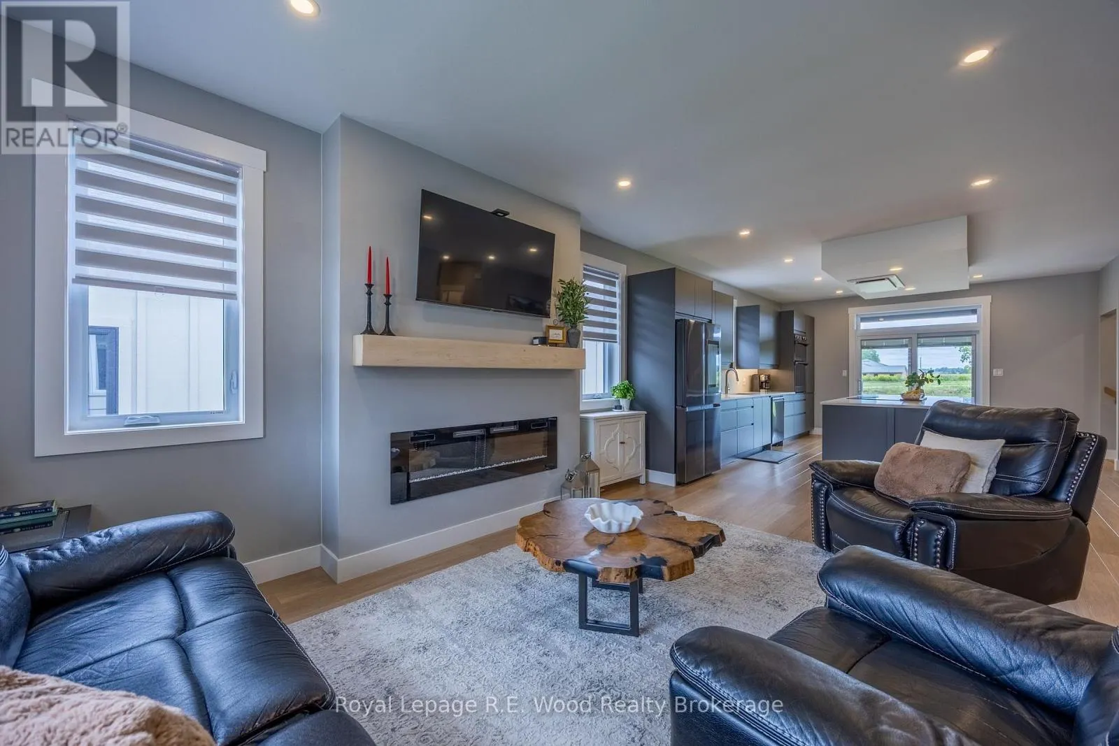7 SYCAMORE DRIVE