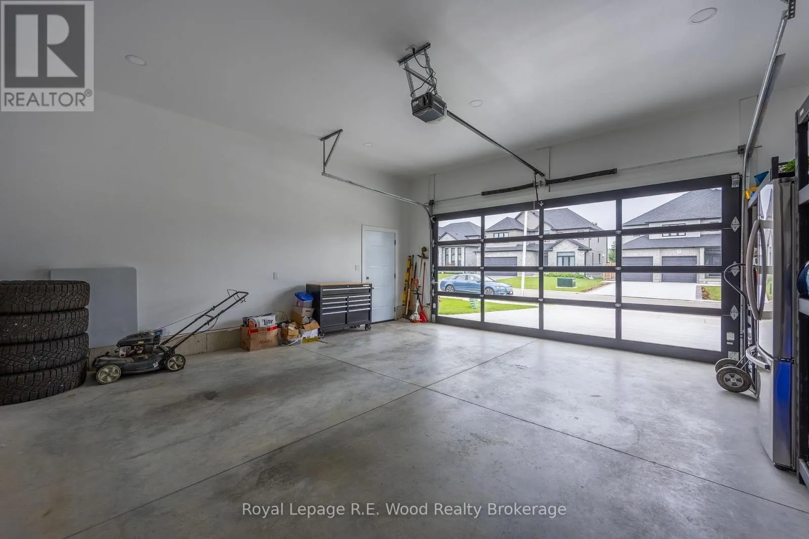 7 SYCAMORE DRIVE
