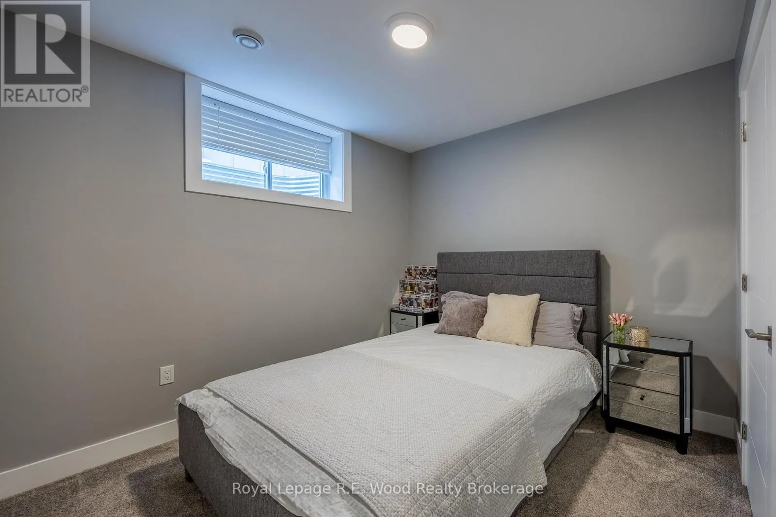 7 SYCAMORE DRIVE