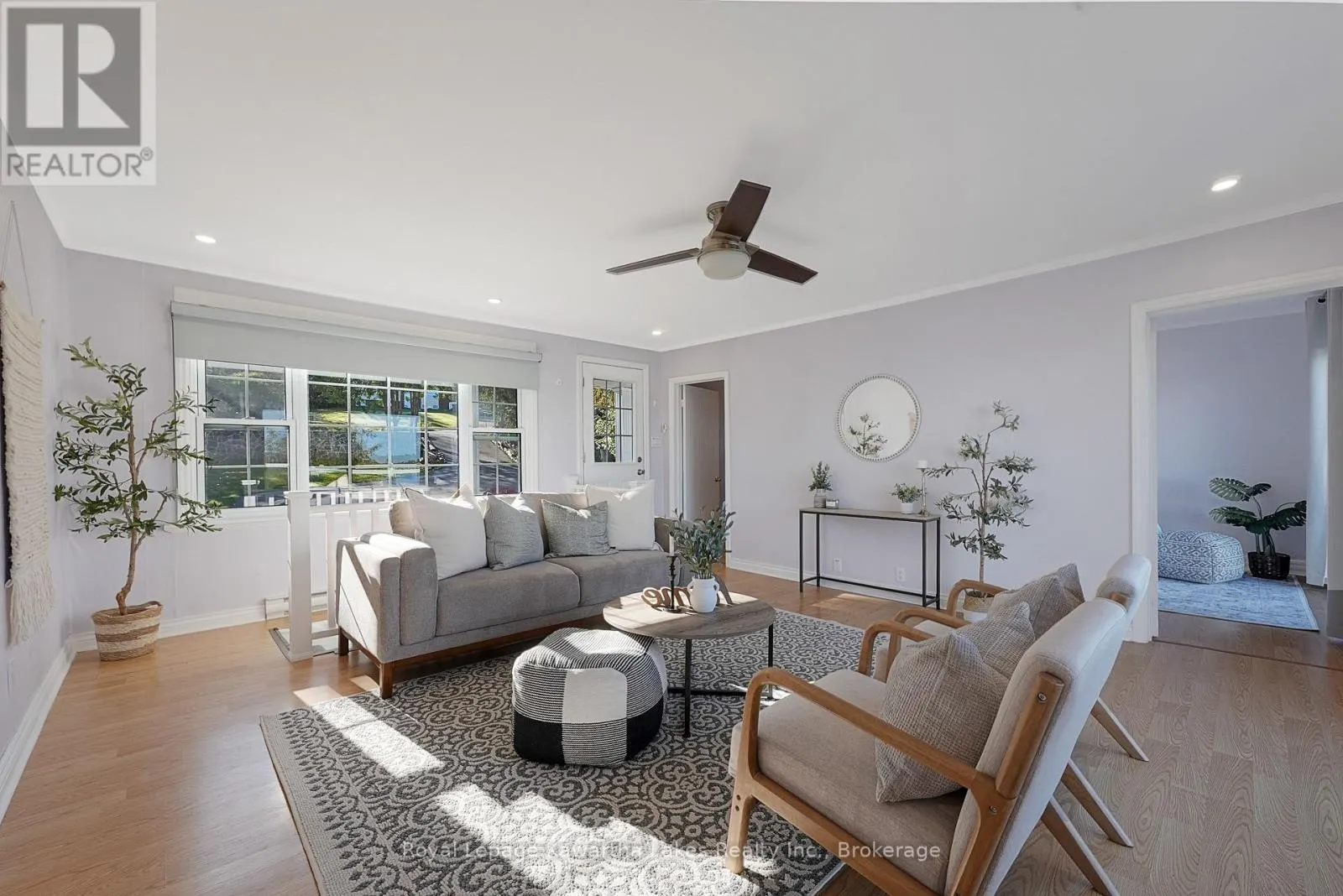 832 CEDAR GLEN ROAD