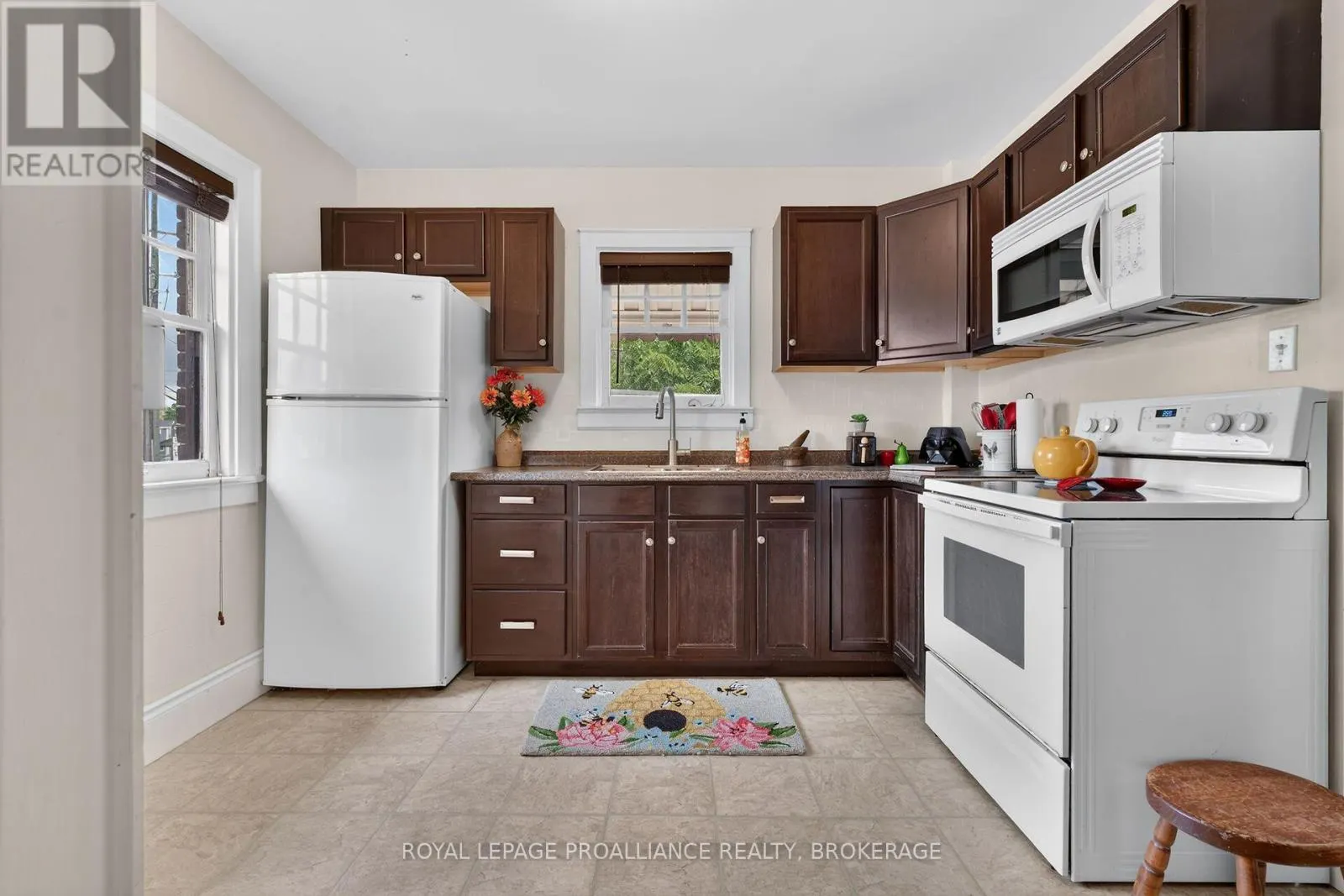 27 DRAYTON AVENUE