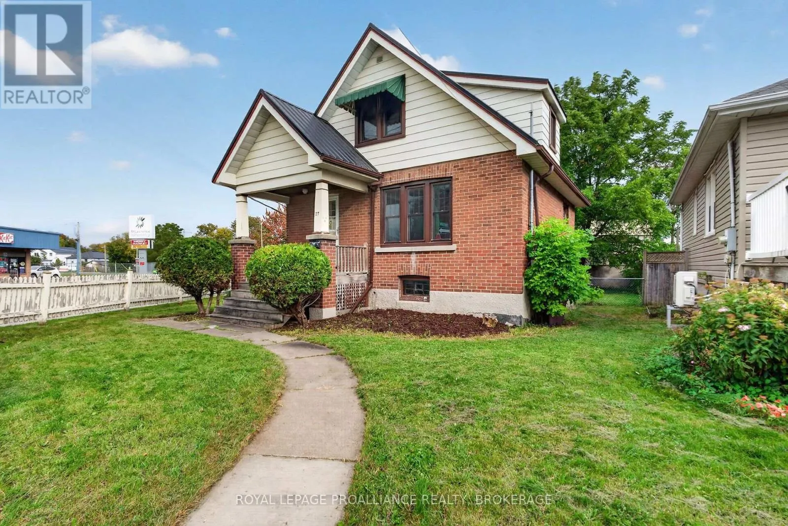 27 DRAYTON AVENUE