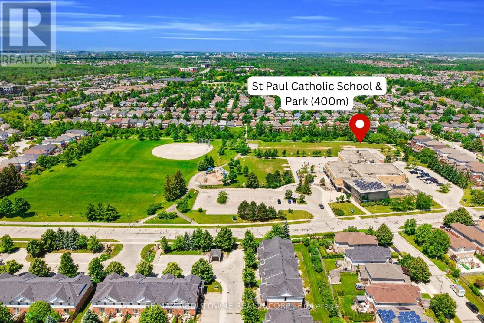 15 - 151 CLAIRFIELDS DRIVE E