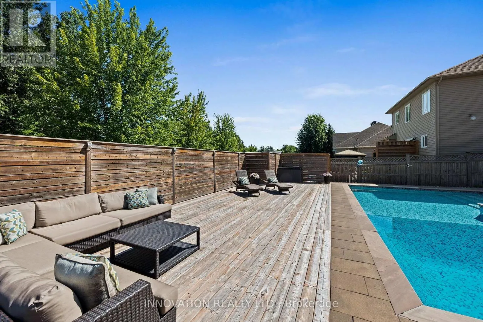 54 FRANCES COLBERT AVENUE