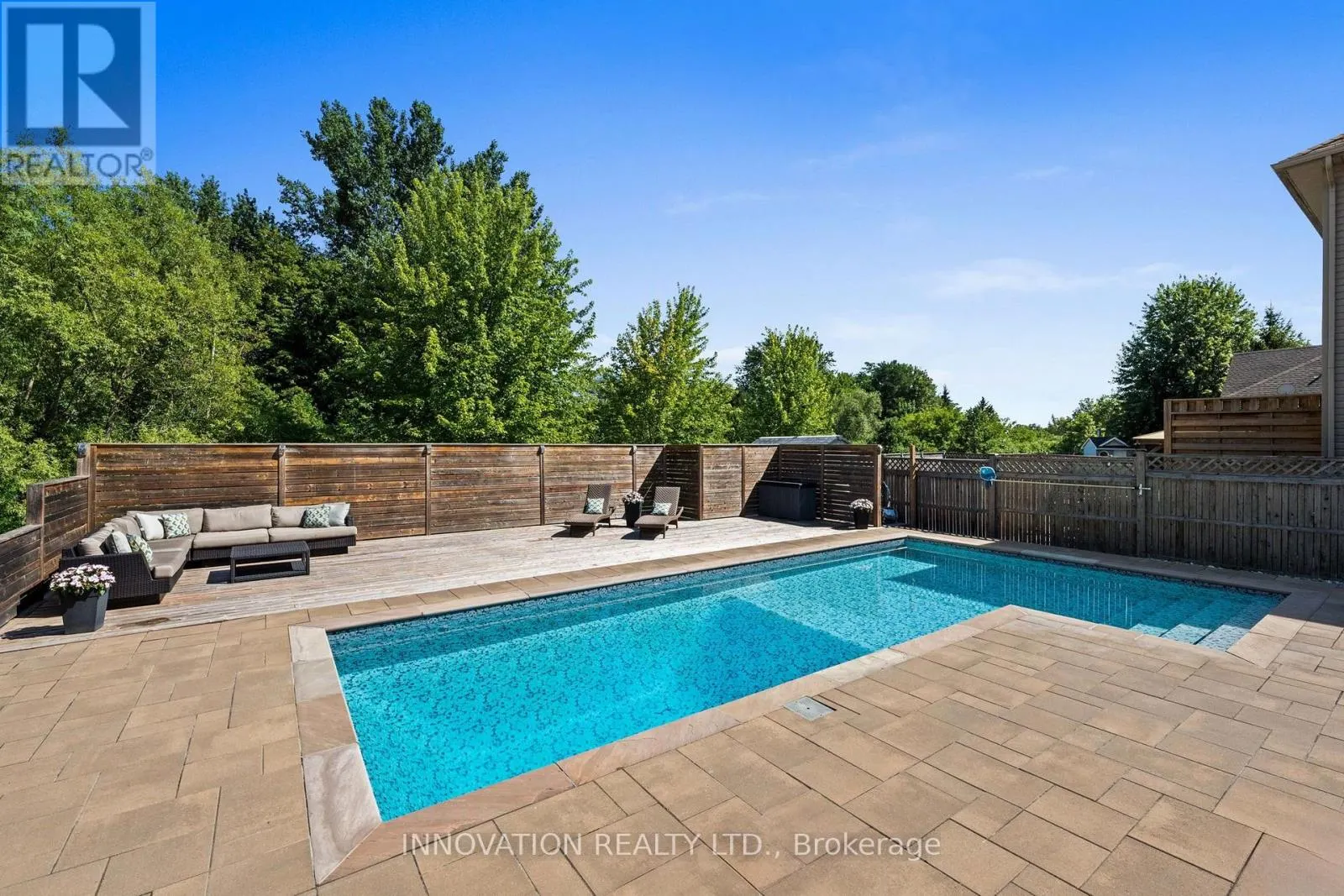 54 FRANCES COLBERT AVENUE