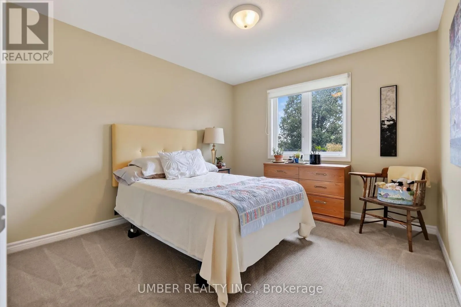 136 WINDANCE CRESCENT
