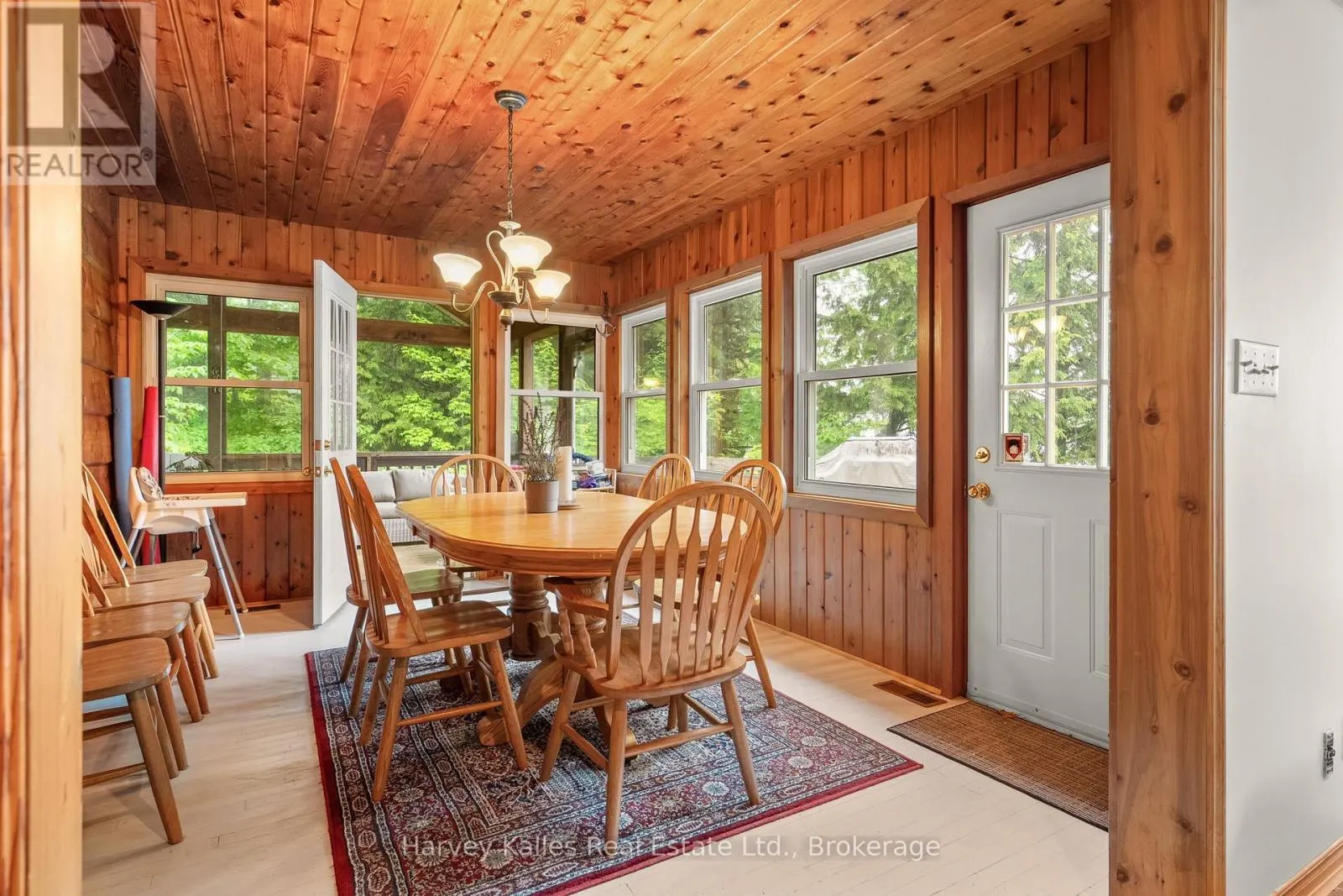 7 BABY LAKE ROAD
