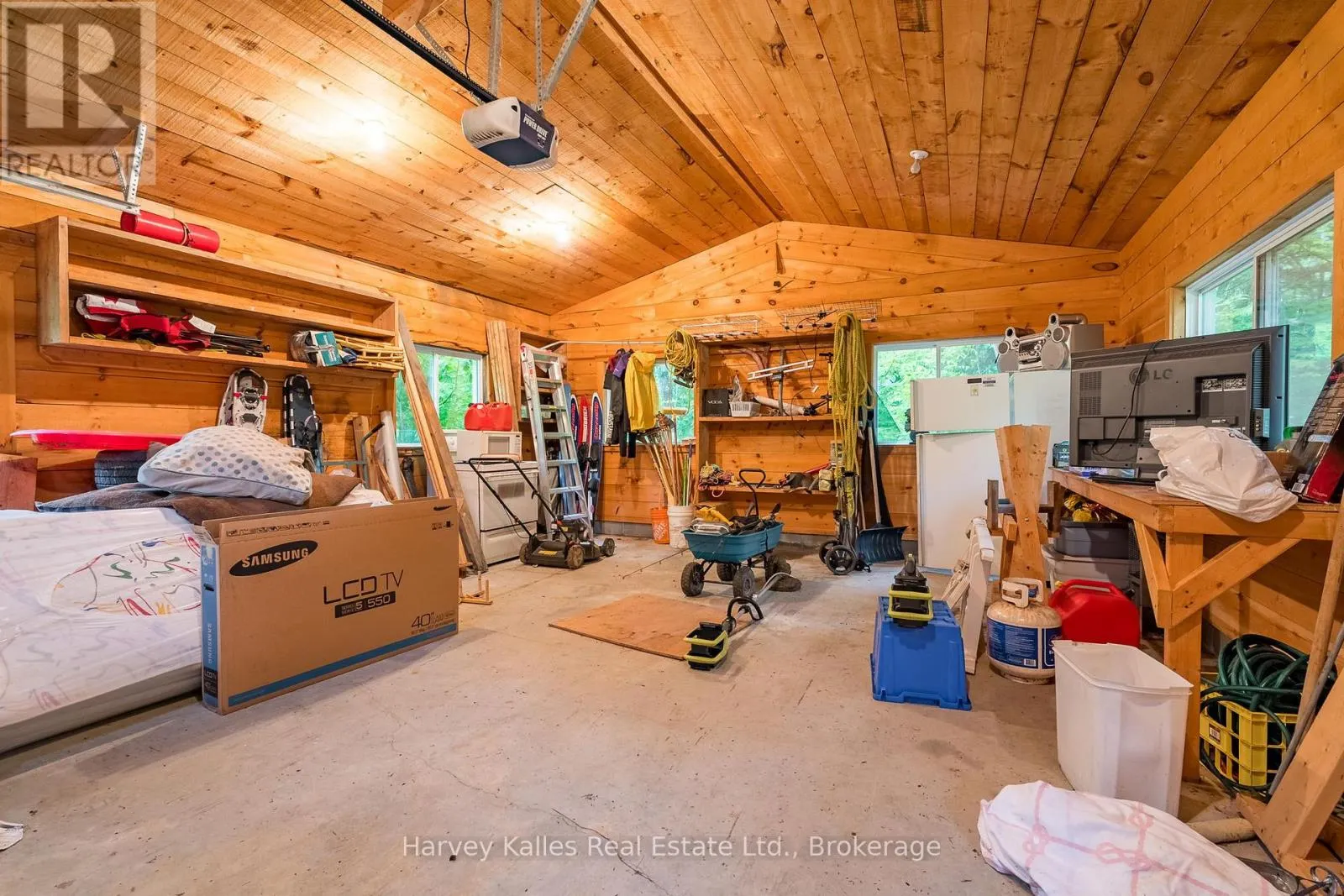 7 BABY LAKE ROAD