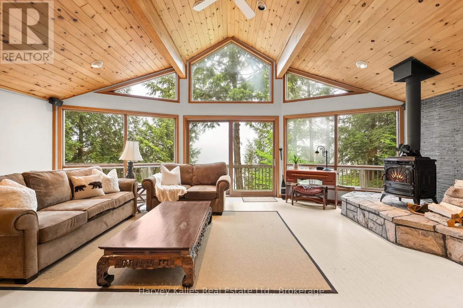 7 BABY LAKE ROAD