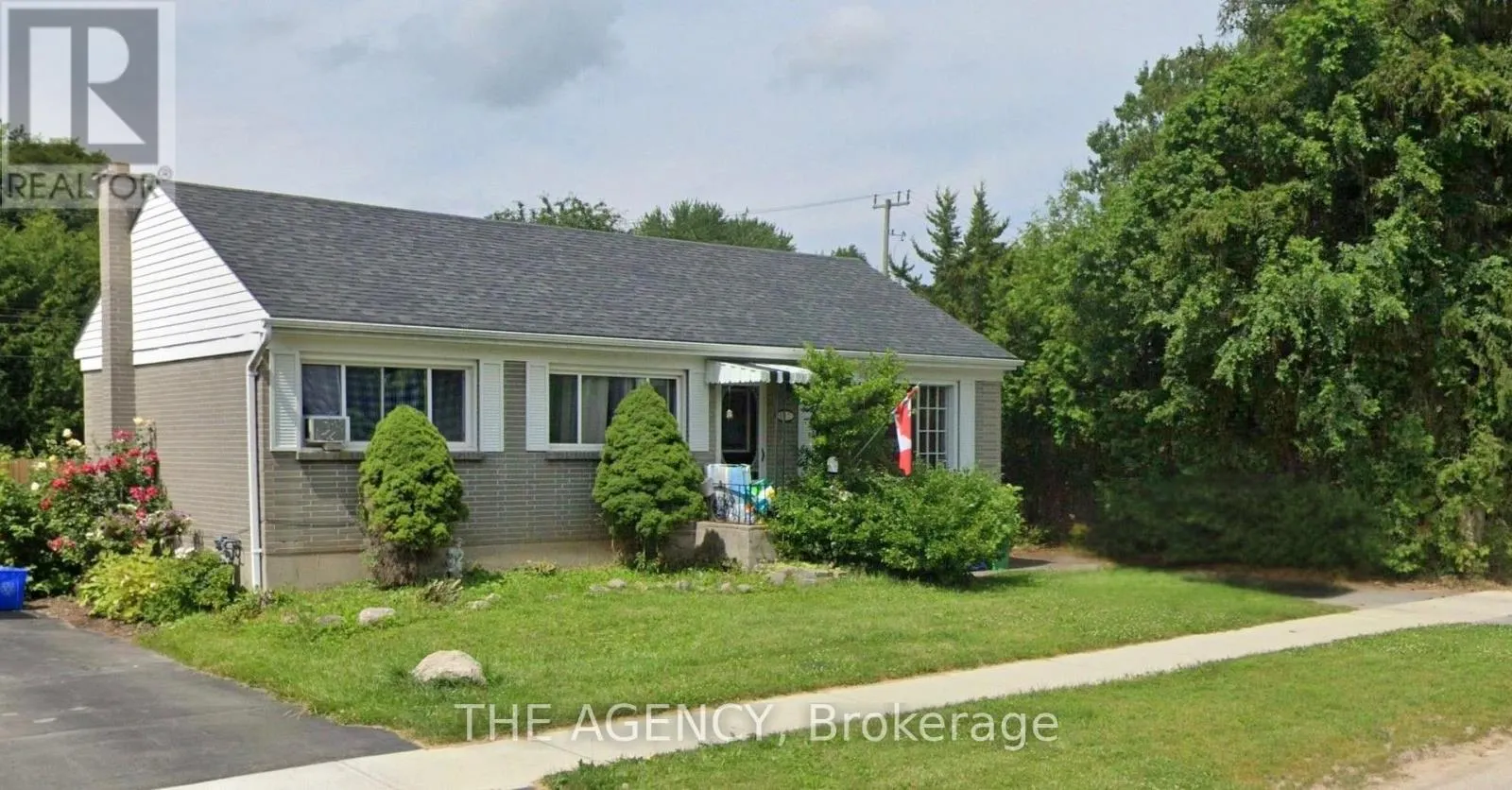 887 PHILIP STREET