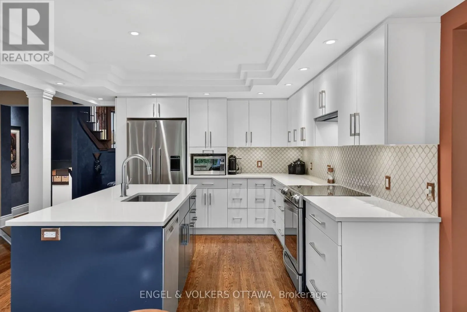 13 LYNHURST AVENUE