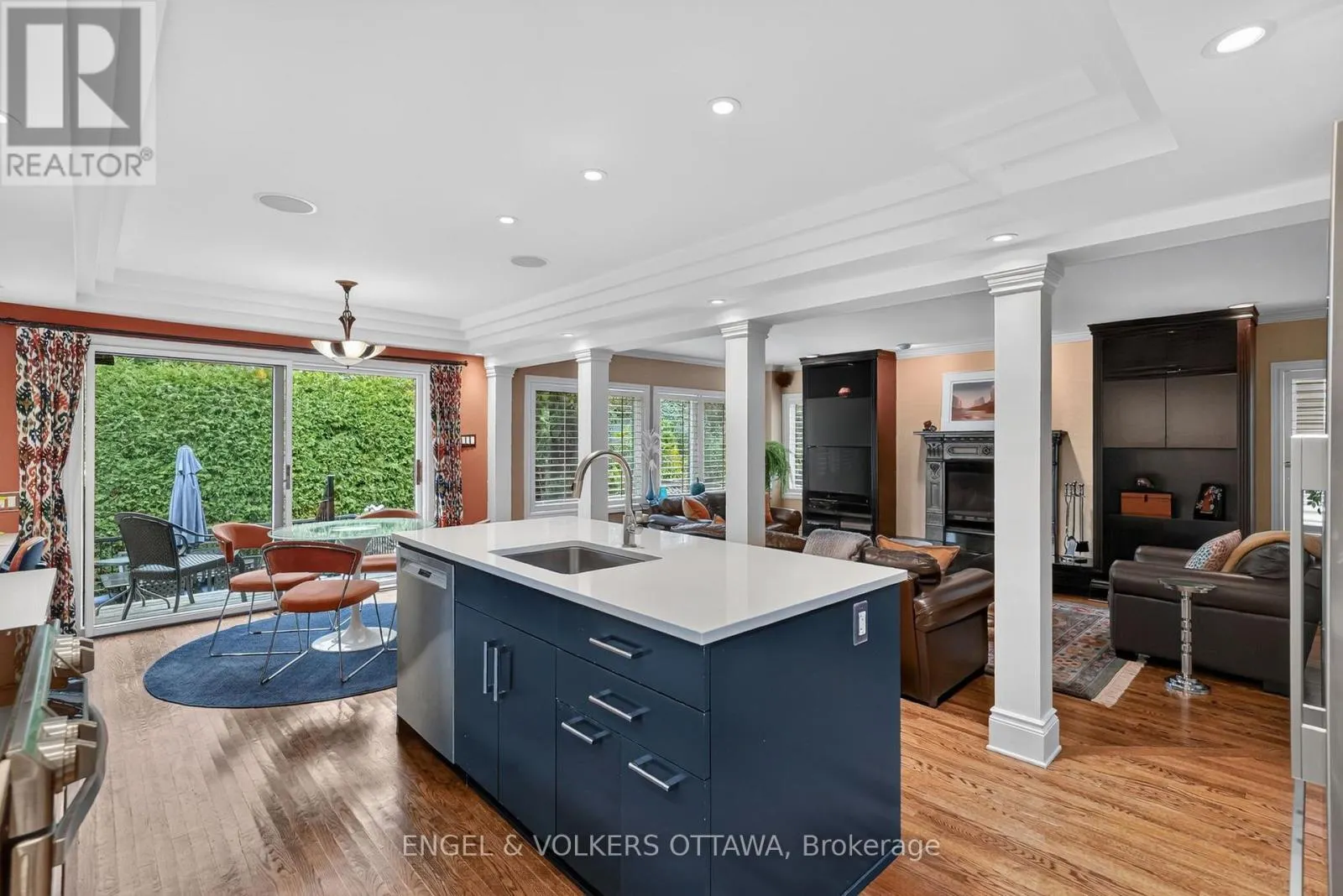13 LYNHURST AVENUE