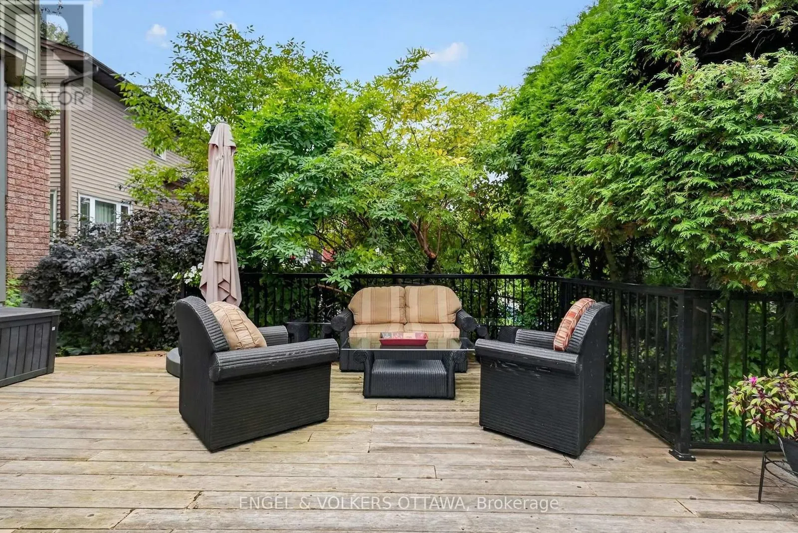 13 LYNHURST AVENUE