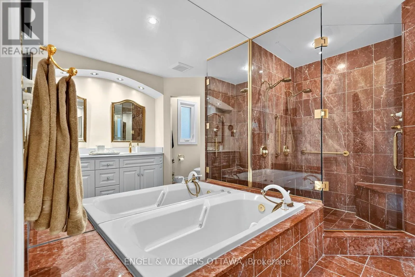 13 LYNHURST AVENUE