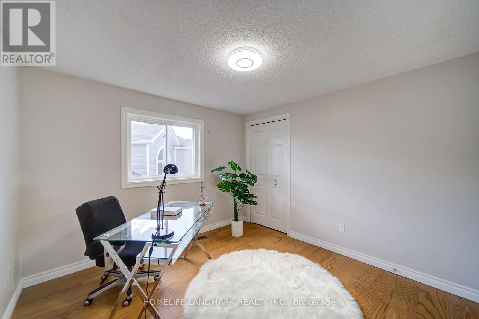 511 BARINGHAM PLACE