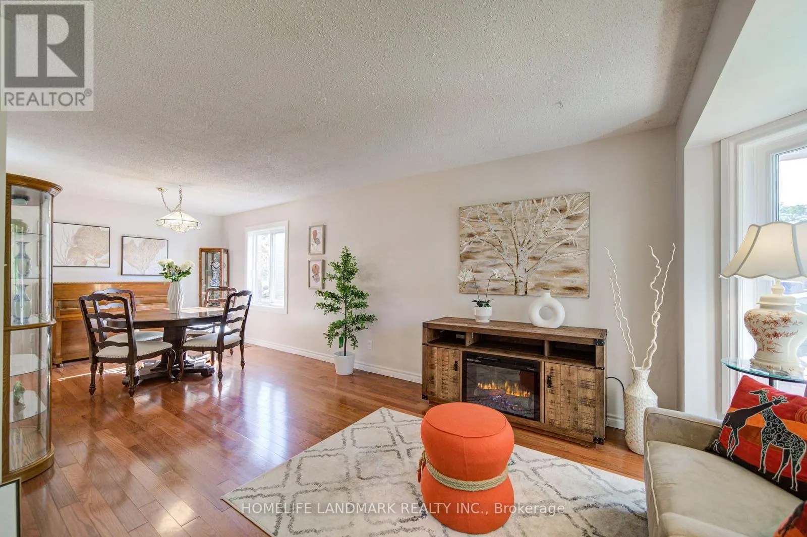 511 BARINGHAM PLACE