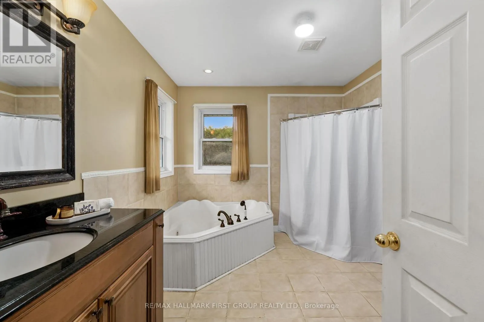 3937 LAROSE CRESCENT