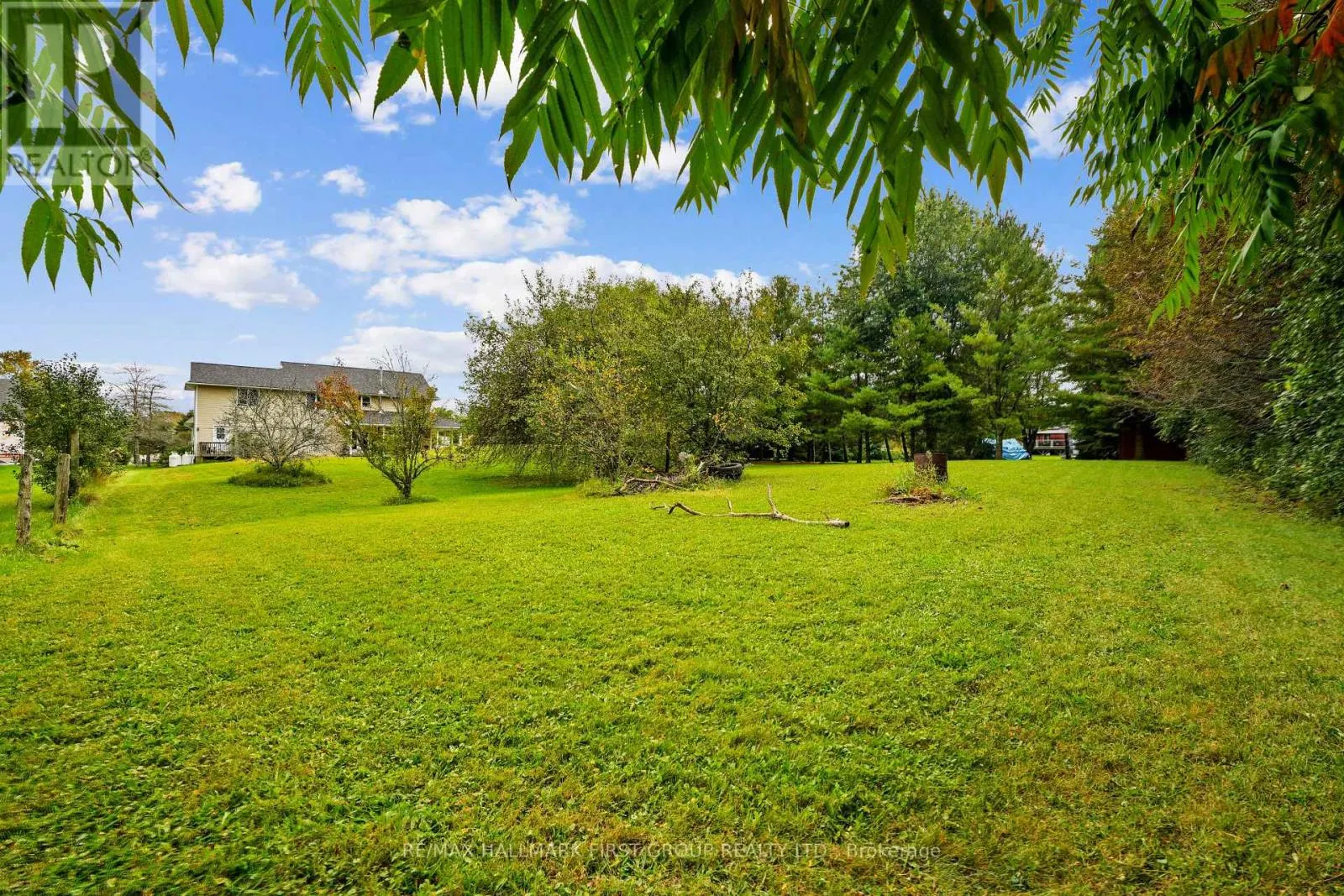 3937 LAROSE CRESCENT