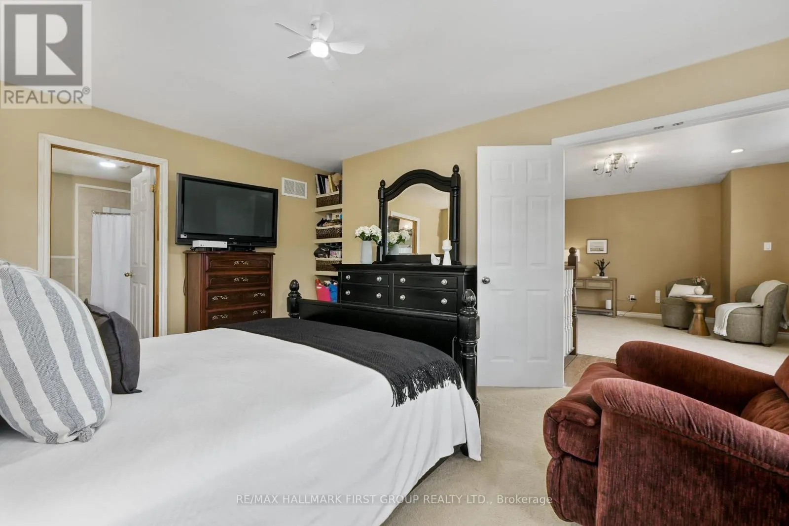 3937 LAROSE CRESCENT