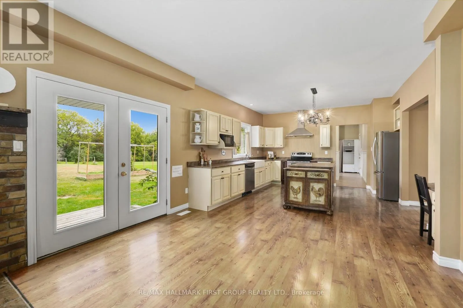3937 LAROSE CRESCENT