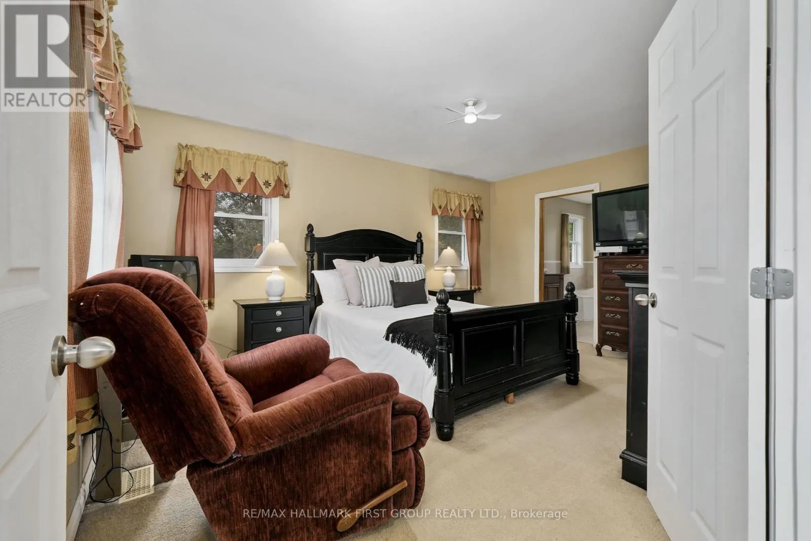 3937 LAROSE CRESCENT