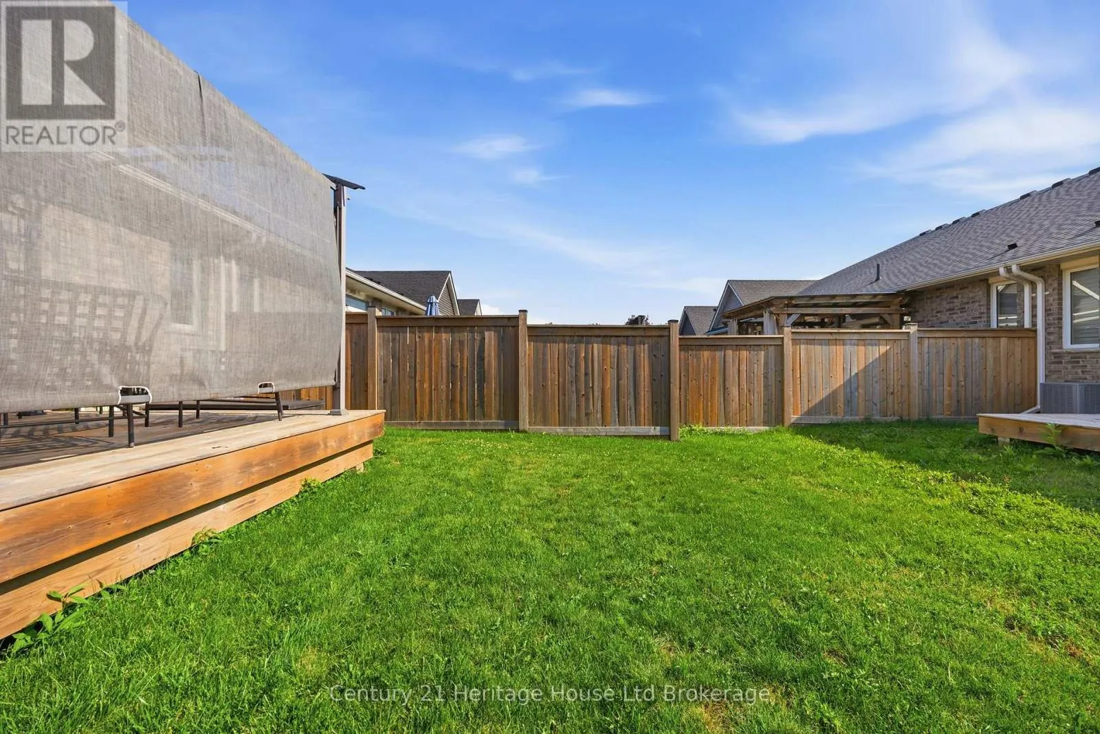 16 HUNTLEY AVENUE