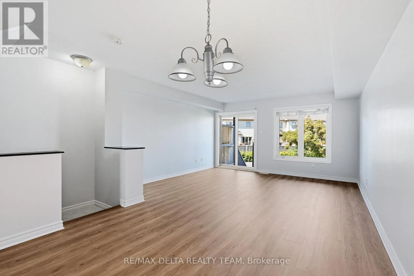 121 - 2333 ESPRIT DRIVE