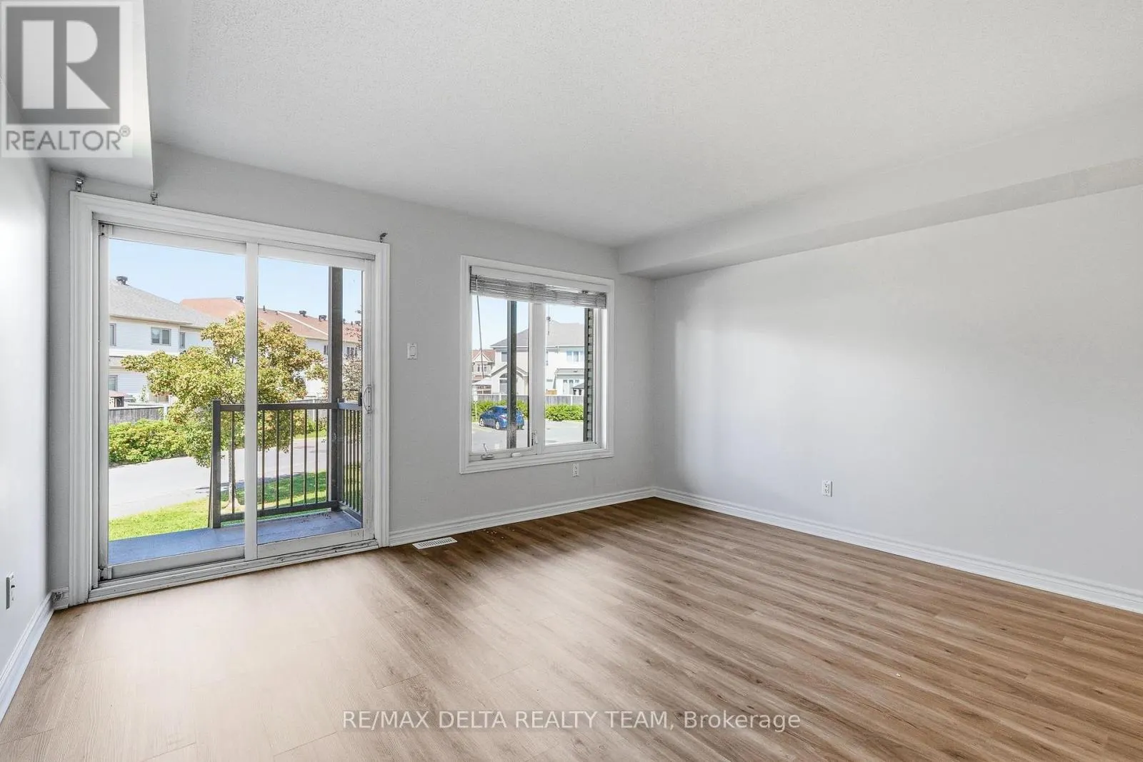 121 - 2333 ESPRIT DRIVE