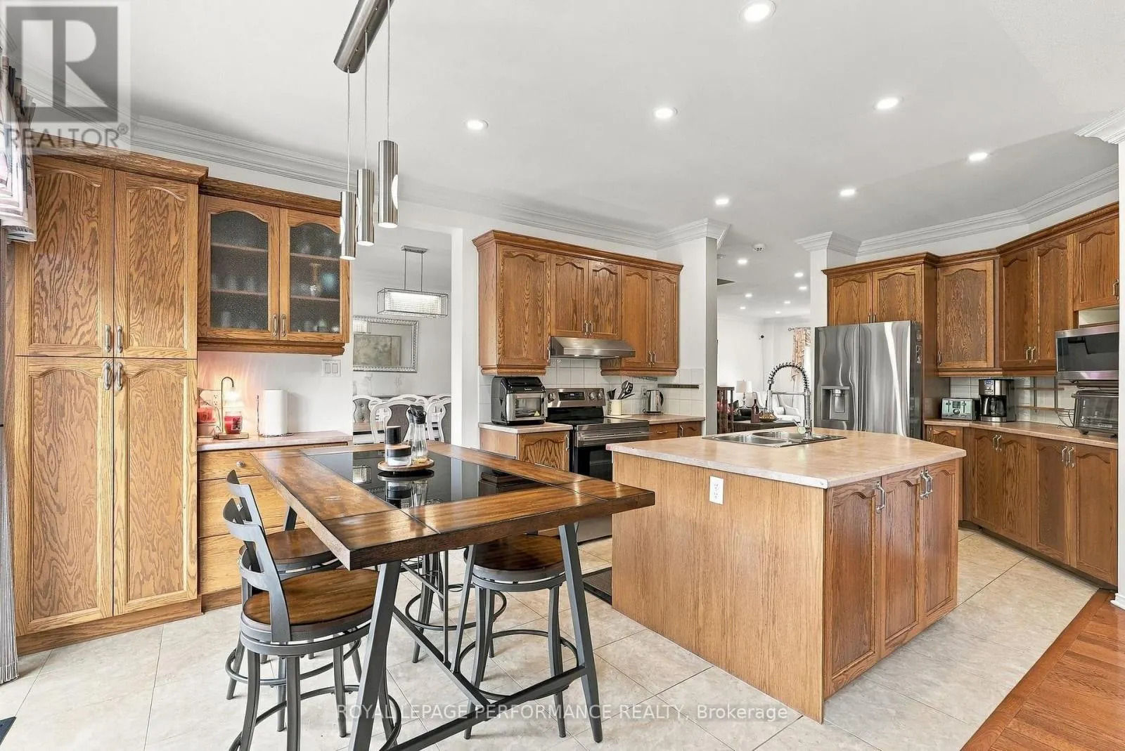 2151 MELANSON CRESCENT