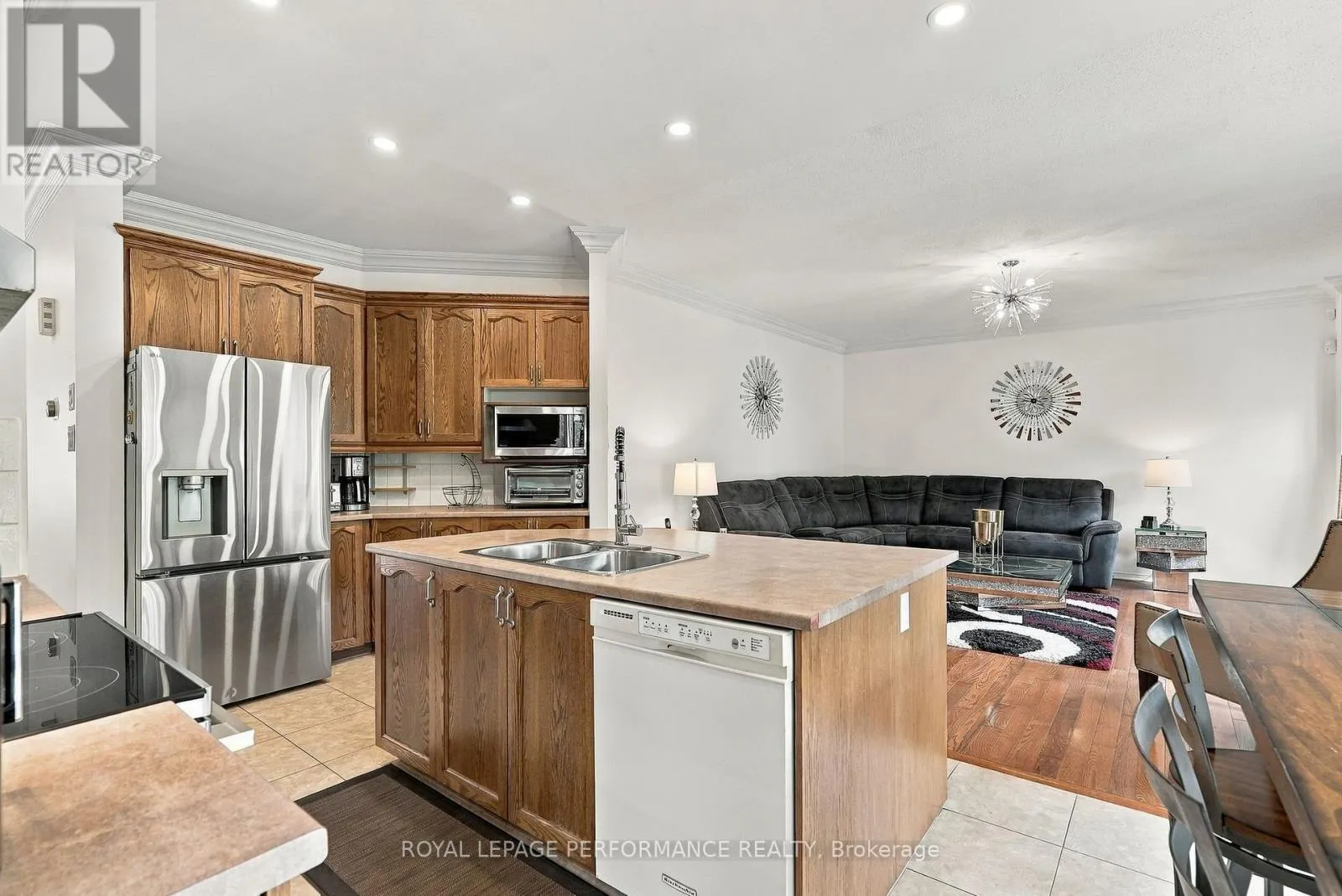 2151 MELANSON CRESCENT