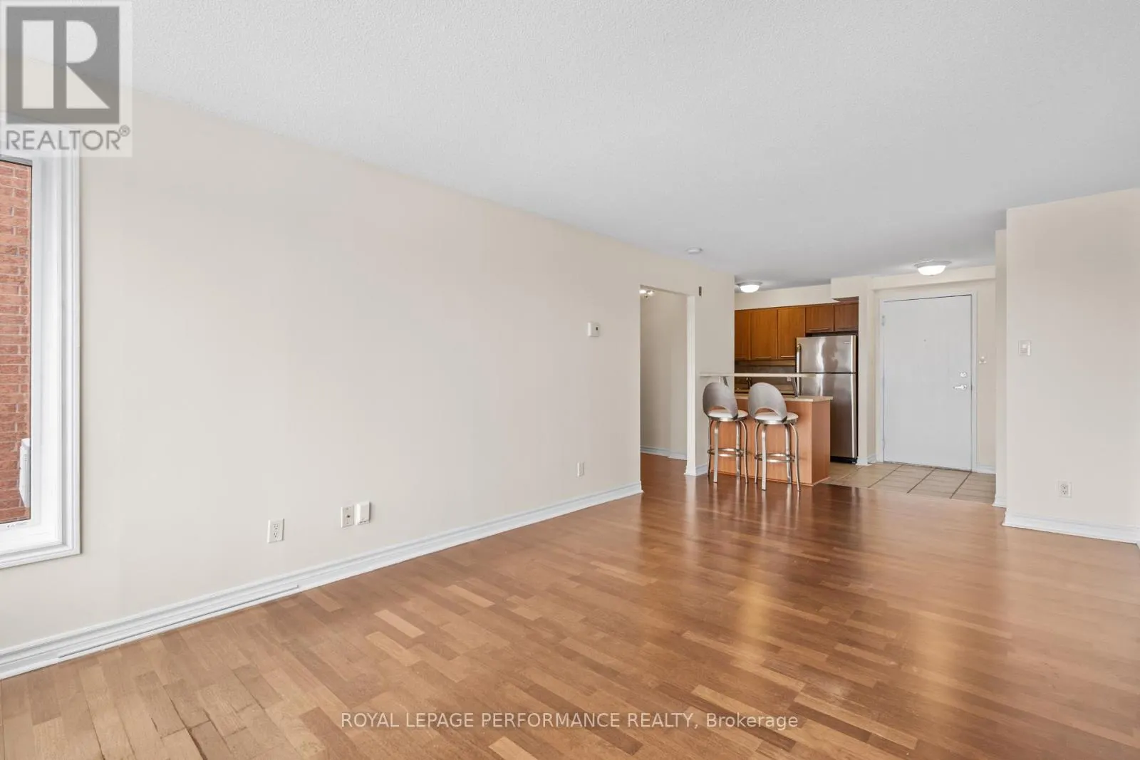 609 - 225 ALVIN ROAD