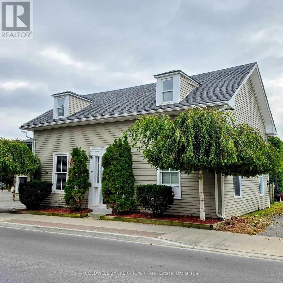 C - 87 ALBERT STREET #C