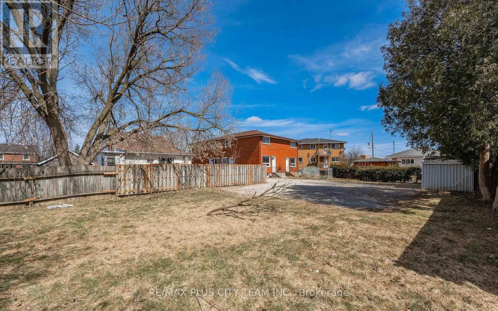 UNIT #3 - 133 POLLOCK AVENUE
