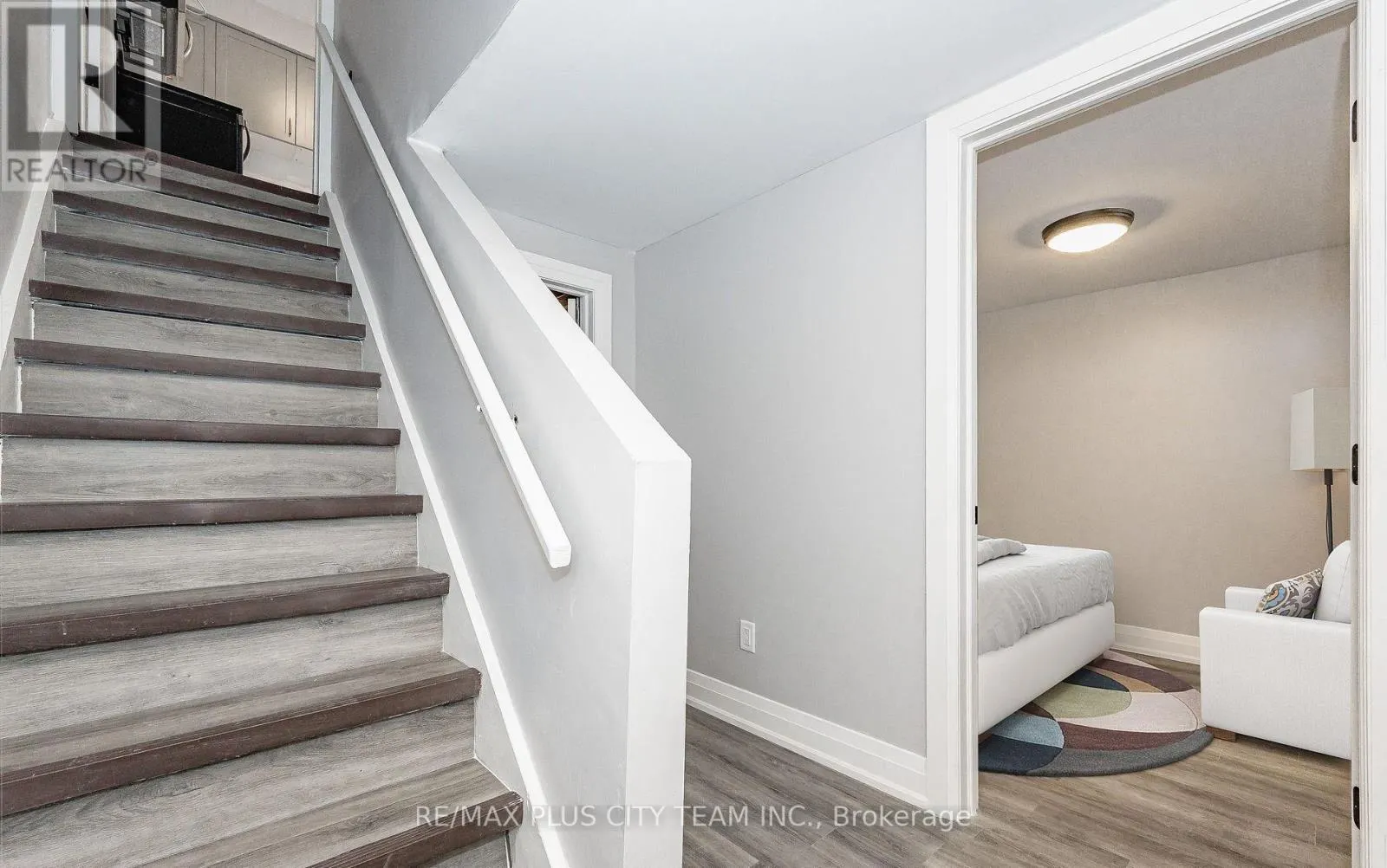 UNIT #3 - 133 POLLOCK AVENUE