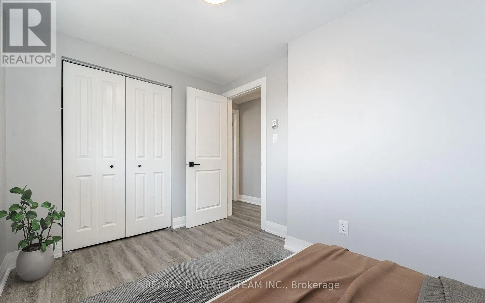 UNIT #3 - 133 POLLOCK AVENUE