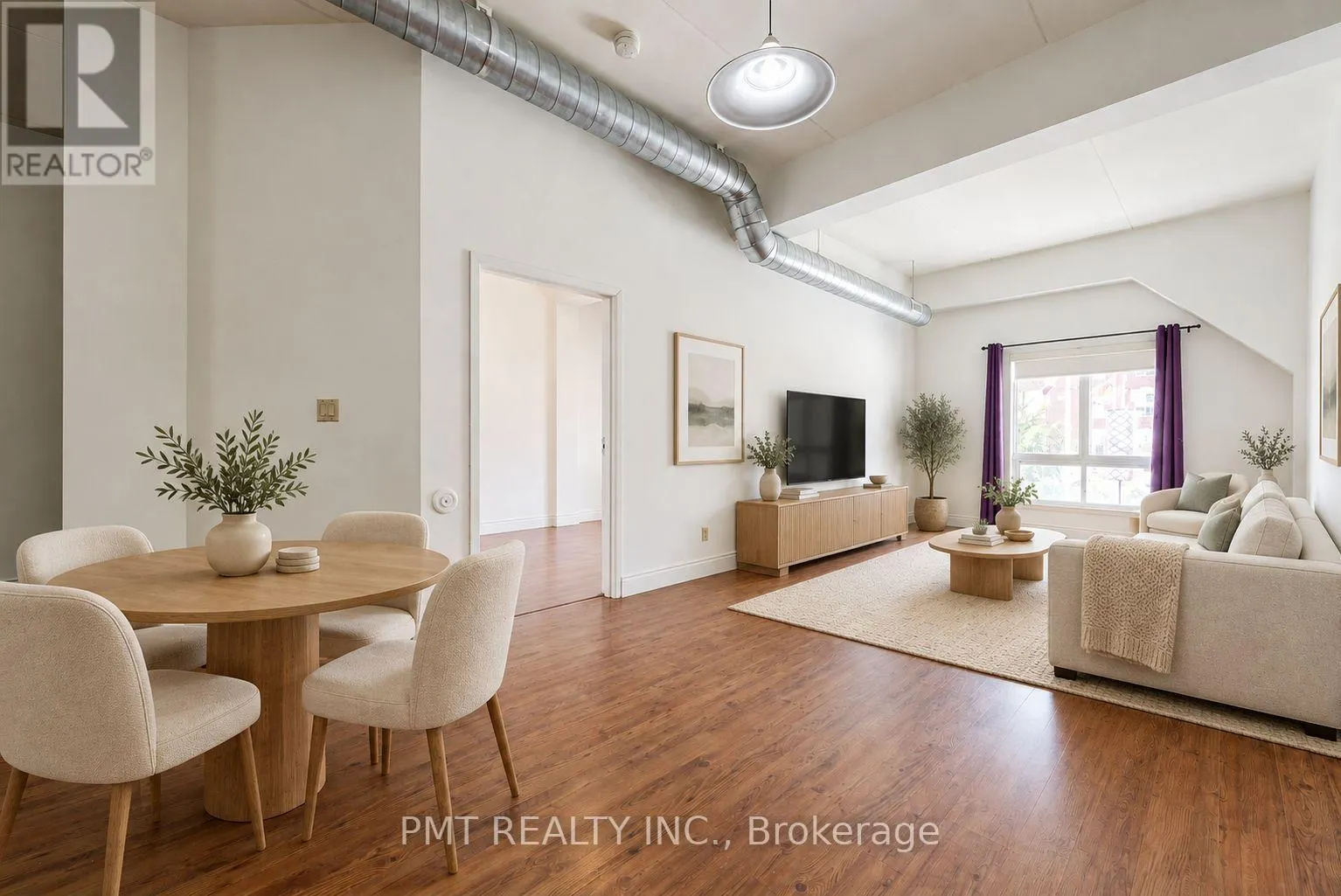 208 - 150 COLBORNE STREET E