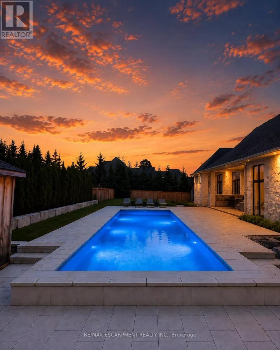 38 VISSER DRIVE