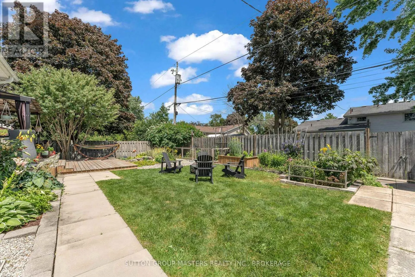 11 CHESTERFIELD DRIVE