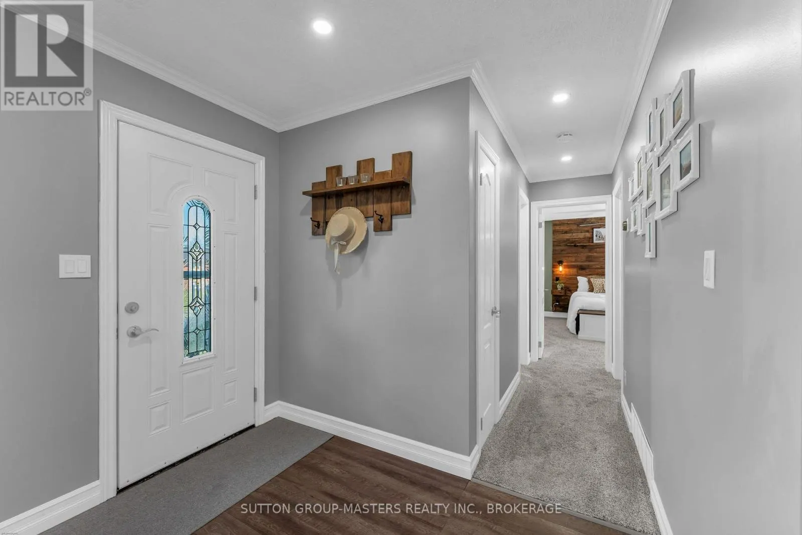 11 CHESTERFIELD DRIVE