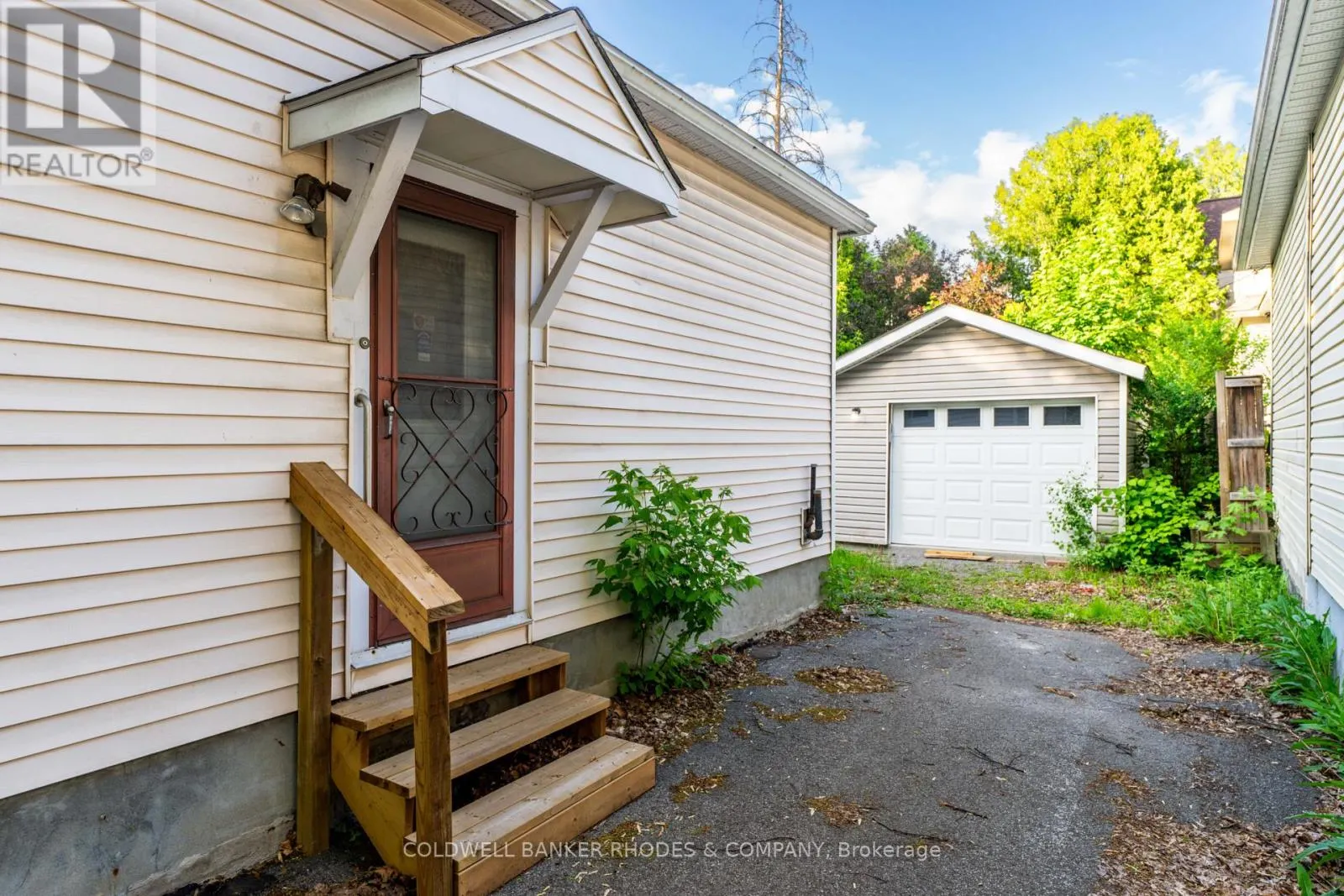 149 SWEETLAND AVENUE