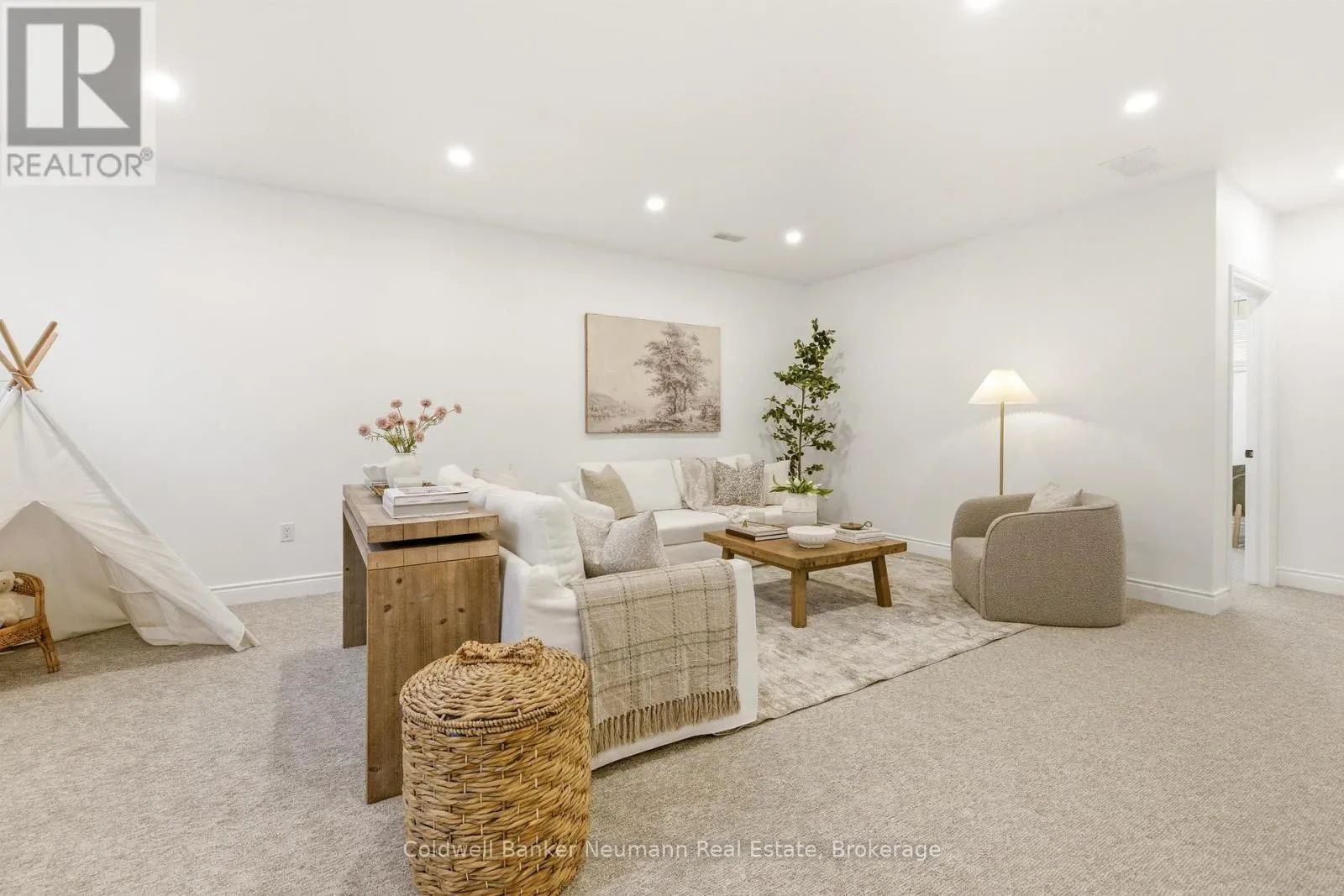 108 HAYLOCK AVENUE