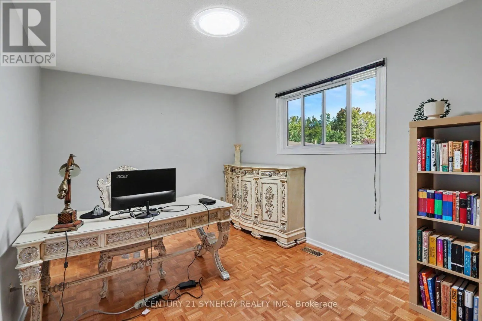 21 ALDER CRESCENT