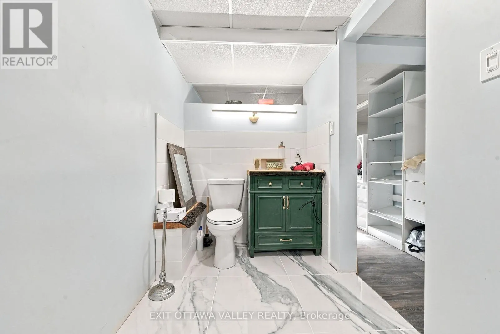 15 TROYES STREET