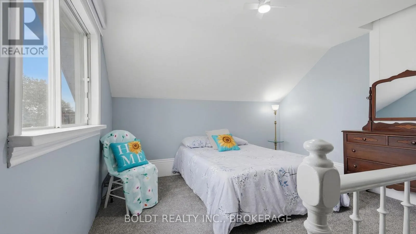 28 CHAPEL STREET S