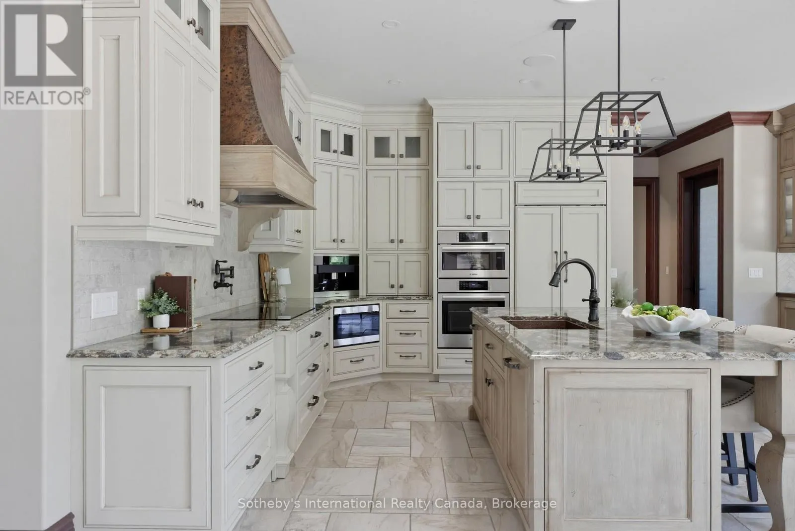 1621 MOSER YOUNG ROAD