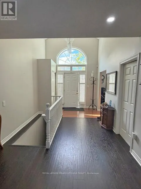 7 - 26 RED HAVEN DRIVE