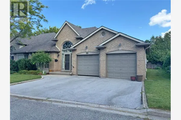 7 - 26 RED HAVEN DRIVE