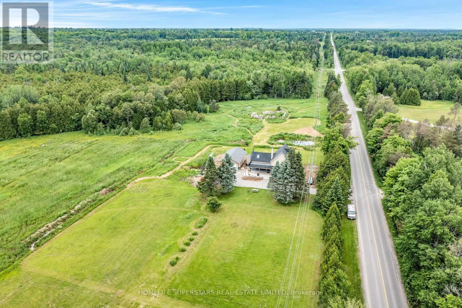 689 NORTHLINE ROAD